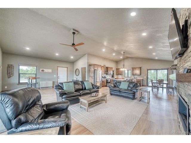 946 Hitching Post Rd, Cotopaxi, CO 81223