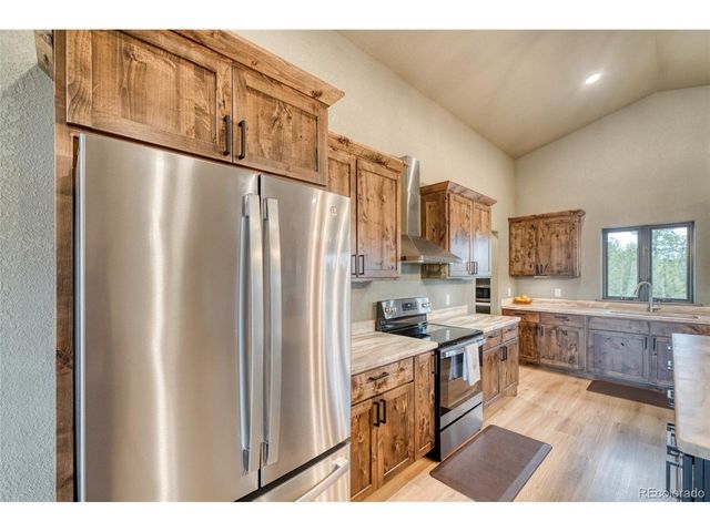 946 Hitching Post Rd, Cotopaxi, CO 81223