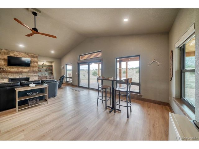 946 Hitching Post Rd, Cotopaxi, CO 81223