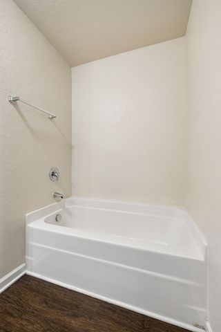 2702 Swarm Ct, Columbia, TN 38401