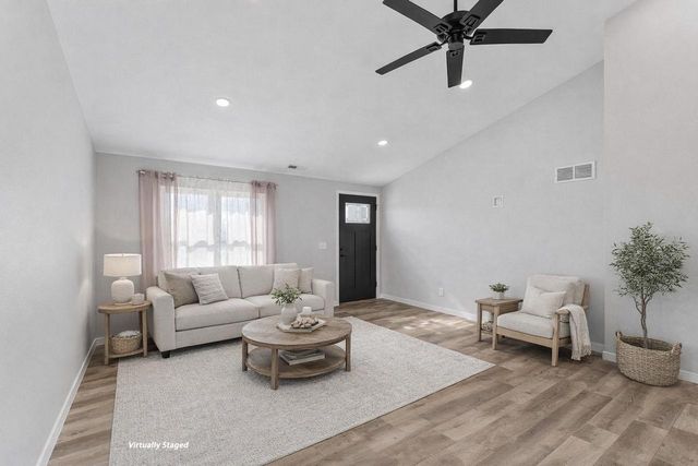 1007 Rusalka Circle, Reedsburg, WI 53959