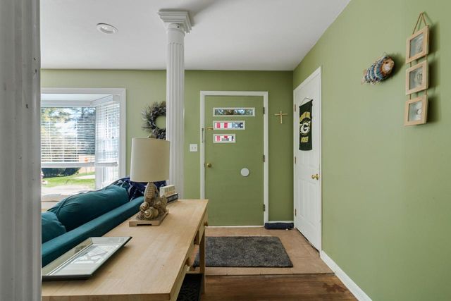 710 W Theresa COURT, Glendale, WI 53209