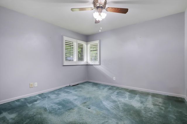 6540 Winston Court W, Columbus, OH 43235