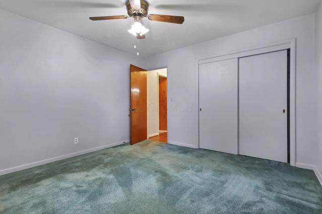 6540 Winston Court W, Columbus, OH 43235