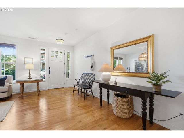 1406 Se UMATILLA St, Portland, OR 97202