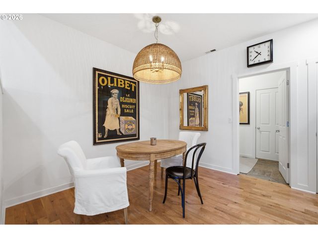1406 Se UMATILLA St, Portland, OR 97202