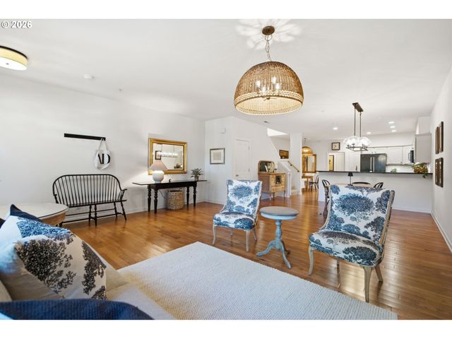1406 Se UMATILLA St, Portland, OR 97202