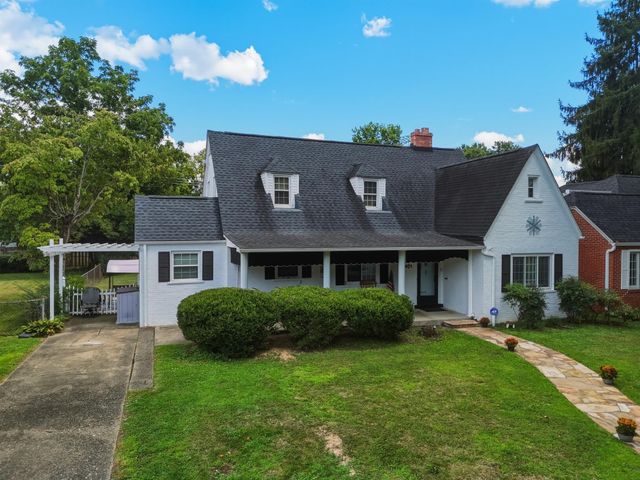 1456 Washington Blvd, Huntington, WV 25701