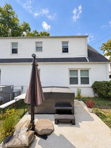 1456 Washington Blvd, Huntington, WV 25701