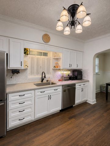 1456 Washington Blvd, Huntington, WV 25701