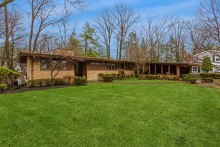 1301 Lewis Avenue, St. Joseph, MI 49085