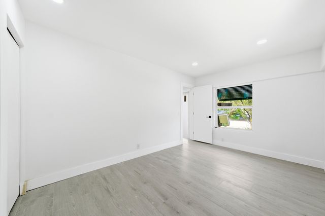 216 NE 23rd Avenue, Pompano Beach, FL 33062