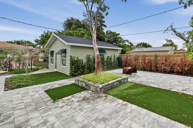 216 NE 23rd Avenue, Pompano Beach, FL 33062