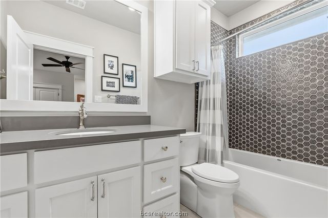 4900 Pearl River Court, College Station, TX 77845