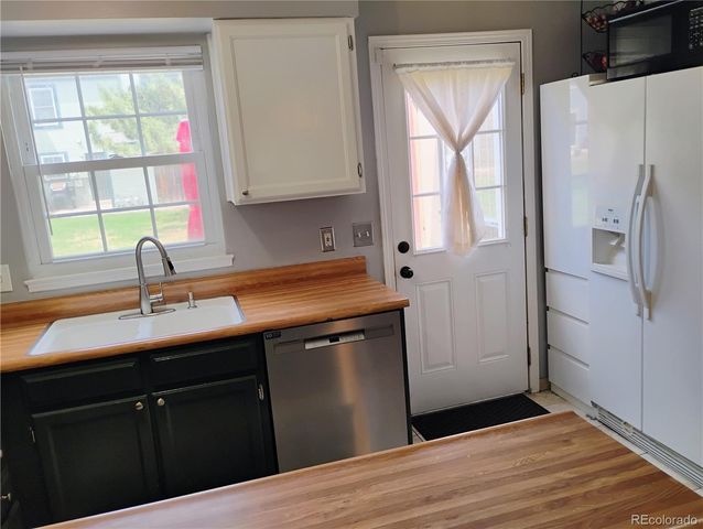 14232 E Hawaii Circle A, Aurora, CO 80012