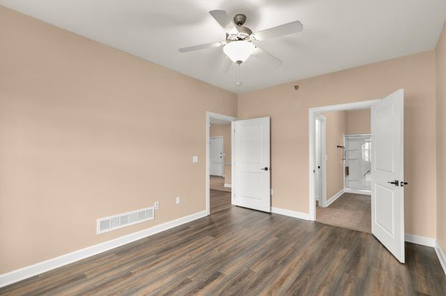 8350 Ep True Parkway 4104, West Des Moines, IA 50266