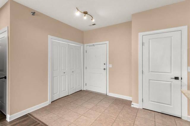 8350 Ep True Parkway 4104, West Des Moines, IA 50266