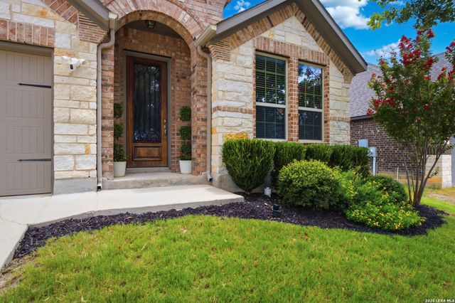 432 Whistlers Way, Spring Branch, TX 78070
