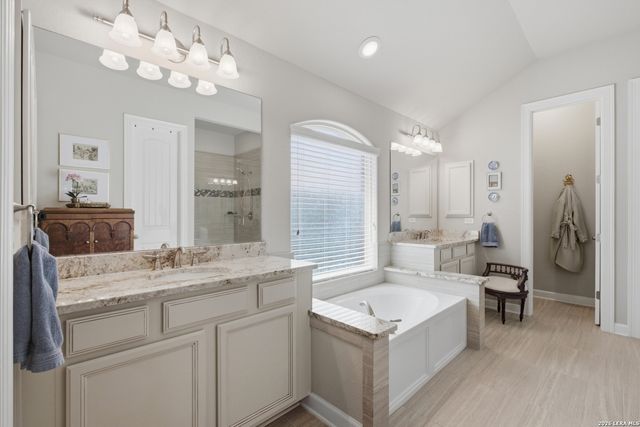 432 Whistlers Way, Spring Branch, TX 78070