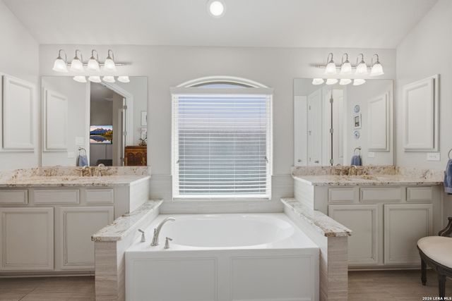 432 Whistlers Way, Spring Branch, TX 78070