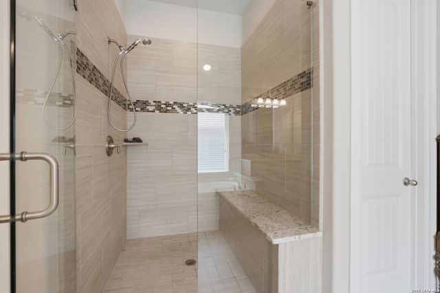 432 Whistlers Way, Spring Branch, TX 78070