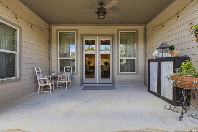 432 Whistlers Way, Spring Branch, TX 78070