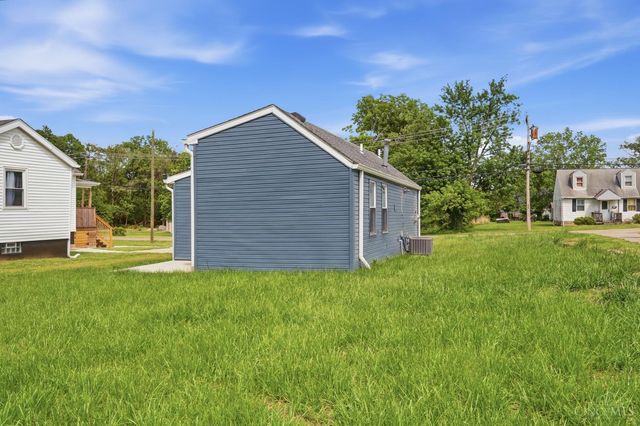 8313 Monroe Avenue, Sycamore Twp, OH 45236