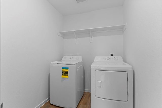 1410 Angelfish, Iowa Colony, TX 77583