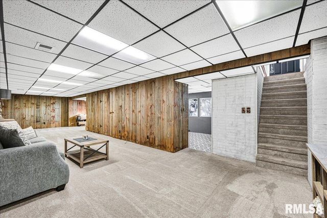 5508 E CAPTAIN Road, Chillicothe, IL 61523