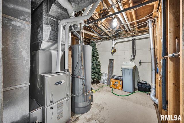 5508 E CAPTAIN Road, Chillicothe, IL 61523