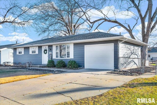 5508 E CAPTAIN Road, Chillicothe, IL 61523