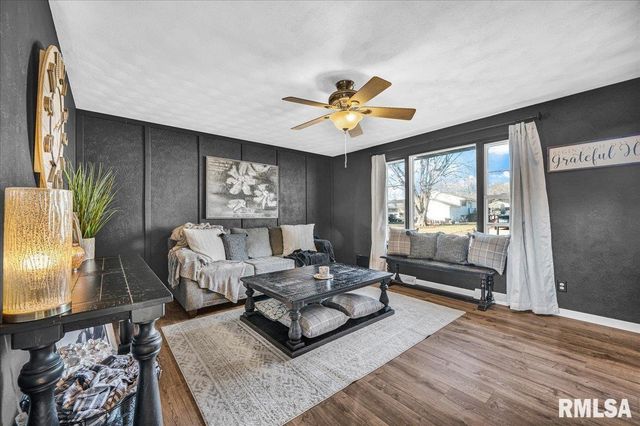 5508 E CAPTAIN Road, Chillicothe, IL 61523