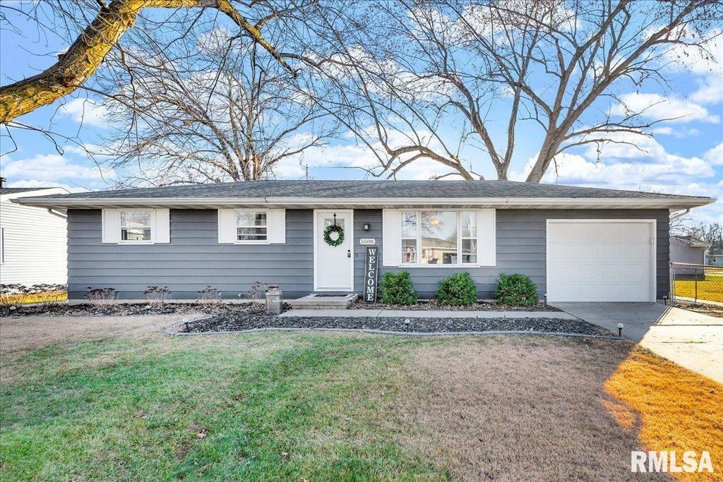 5508 E CAPTAIN Road, Chillicothe, IL 61523