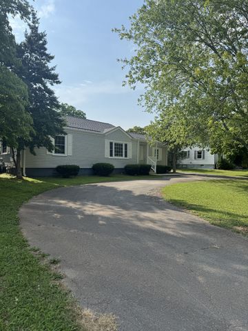 132 Highland Dr, Winchester, TN 37398