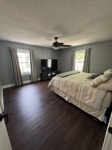 132 Highland Dr, Winchester, TN 37398