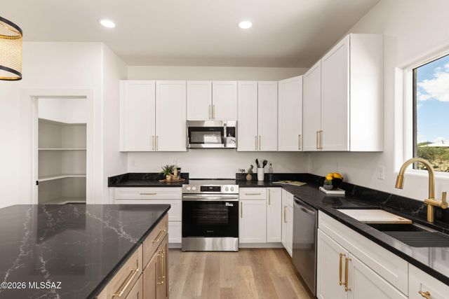 3723 E Wetstones Road, Vail, AZ 85641