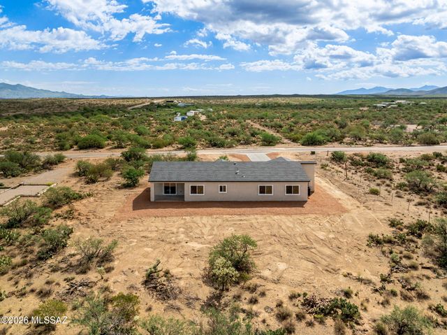 3723 E Wetstones Road, Vail, AZ 85641