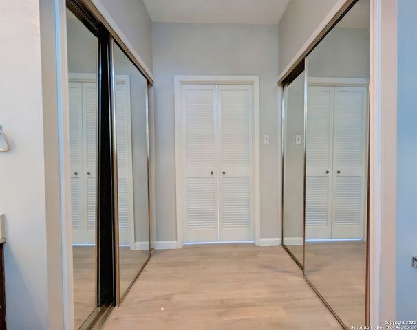 5858 Spring Green, San Antonio, TX 78247