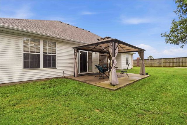 101 Blair Circle, Pea Ridge, AR 72751