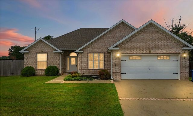 101 Blair Circle, Pea Ridge, AR 72751