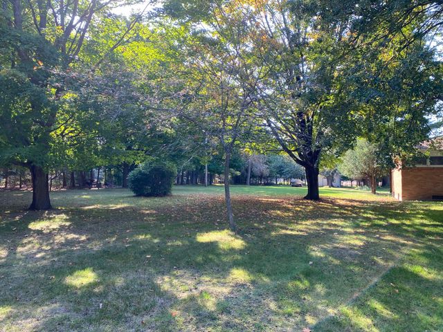 1823 Red Apple Road, Manistee, MI 49660