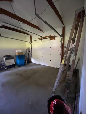 1823 Red Apple Road, Manistee, MI 49660