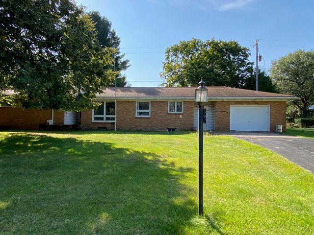 1823 Red Apple Road, Manistee, MI 49660