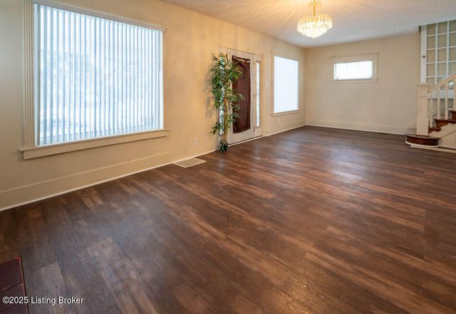 217 S Shawnee Terrace, Louisville, KY 40212