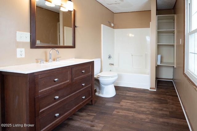 217 S Shawnee Terrace, Louisville, KY 40212