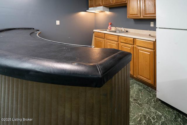 217 S Shawnee Terrace, Louisville, KY 40212