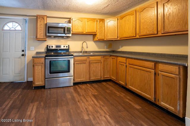 217 S Shawnee Terrace, Louisville, KY 40212