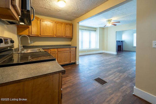 217 S Shawnee Terrace, Louisville, KY 40212