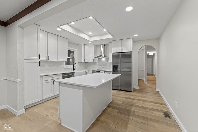 309 Glenbrook Lane, Avon, IN 46123