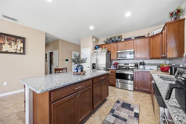 8853 HINSDALE HEIGHTS DRIVE, Polk City, FL 33868